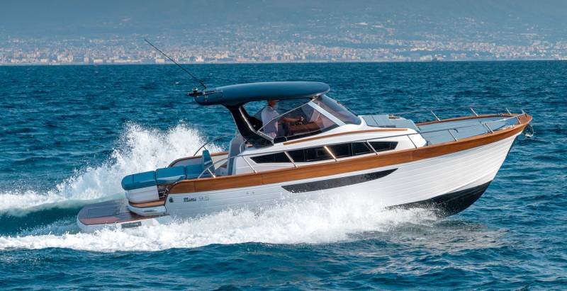 Nouveau Mimi Libeccio 9.5 Cabin